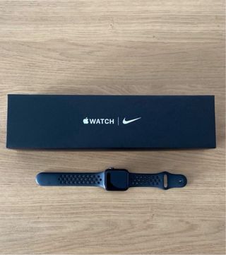 Apple Watch Series 5 40mm GPS + Celular