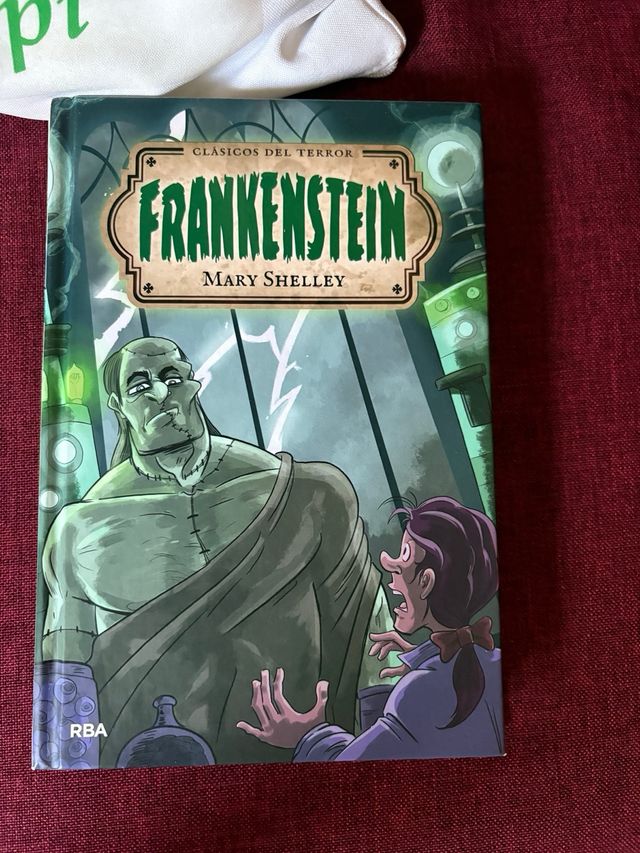 Variedad de libros para jóvenes a partir de 10 año