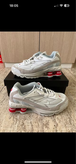 Nike Shox x Supreme Blanco Rojo