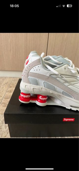 Nike Shox x Supreme Blanco Rojo