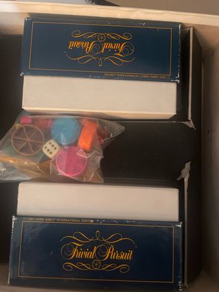 Trivial Pursuit Juego de Mesa Edición Genus
