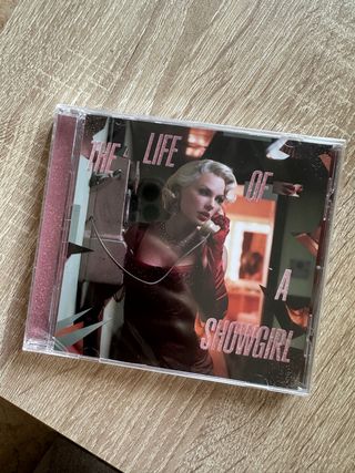 CD The Life of a Showgirl