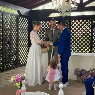 Oficiante de Bodas