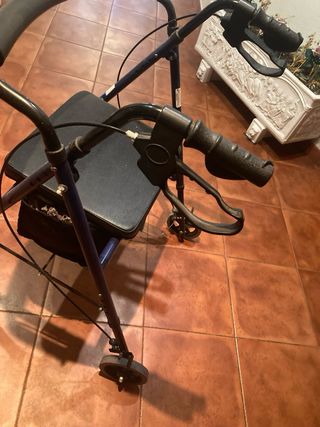 Andador Ortopédico Plegable con Asiento
