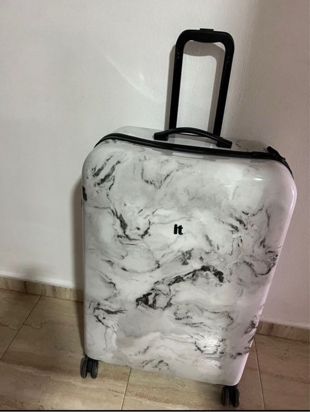 Maleta Grande IT Luggage Diseño Mármol