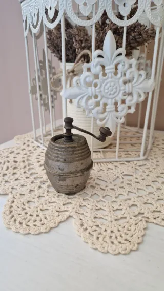 Macinino da caffè vintage