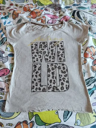 camiseta letras leopardo