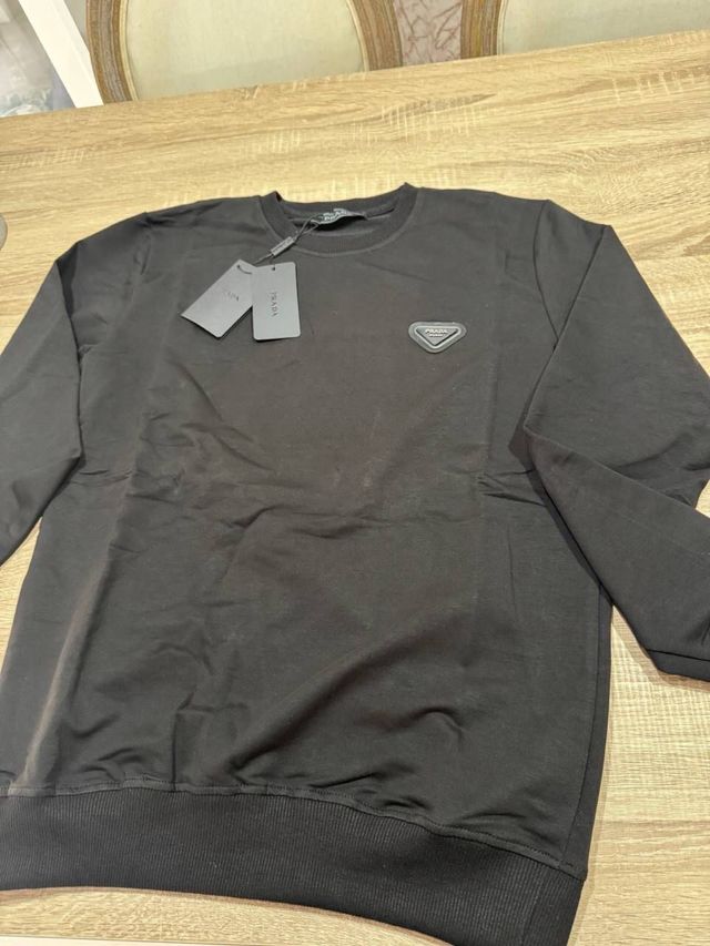 Sudadera Prada Negra Logo Triángulo