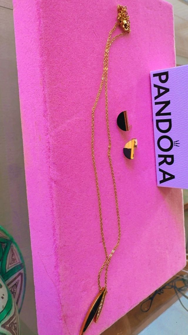 Conjunto  Collar y Pendientes acero  Negro