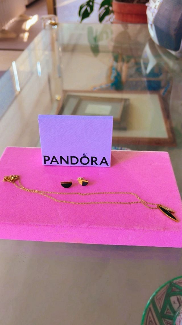 Conjunto  Collar y Pendientes acero  Negro