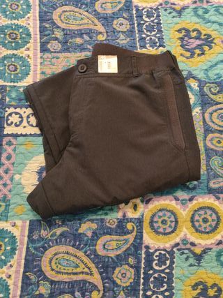 Pantalón de trekking gris