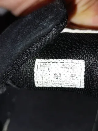 Zapatillas Vans Negras Altas - estilo skater