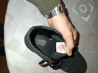 Zapatillas Vans Negras Altas - estilo skater