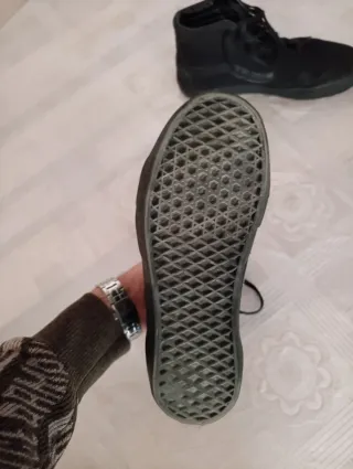 Zapatillas Vans Negras Altas - estilo skater