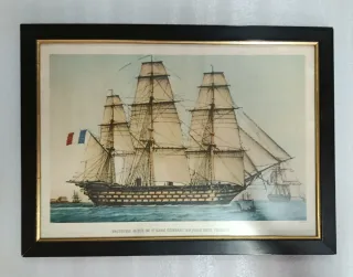 Cuadro con marco negro y dorado