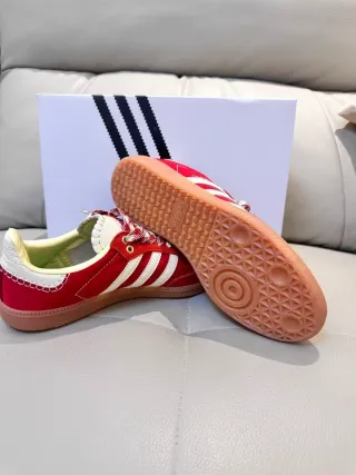 Adidas x Wales Bonner Rojas Talla 40