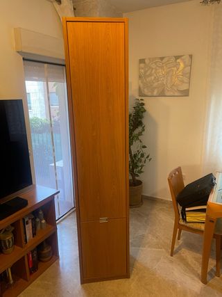 Mueble de salón de madera