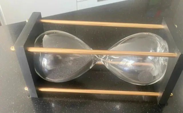 Reloj de Arena Negro y Dorado