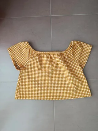Top Zara Hombro Descubierto Amarillo Talla S
