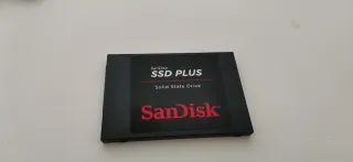 Disco Duro SanDisk 240GB SATA III SSD