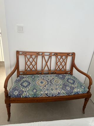 2 panche in legno con cuscino stampato