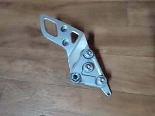 Soporte Estribera Derecha Suzuki GSX650F 2009