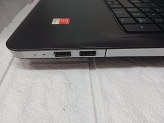 Portatil HP Pavilion dv7-4010es (1674)