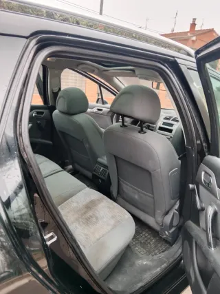 Peugeot 407 SW Hdi 2005.