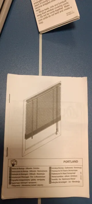 Tenda veneziana in PVC 80x155cm grigia