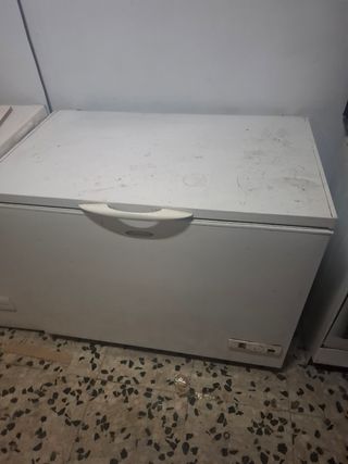 Congelatore Corbero di grande capacità