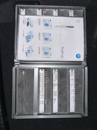 Muestrarios fresas Komet laboratorio y clinicaclín