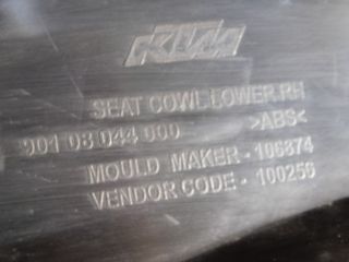 SCOCCA CODONE POSTERIORE DESTRO KTM DUKE 125 ABS 