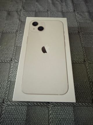 iPhone 13 128 GB + Magsafe (Carga Inalambrica)