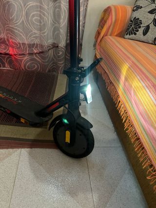 Patinete Eléctrico Red Bull Poco Uso
