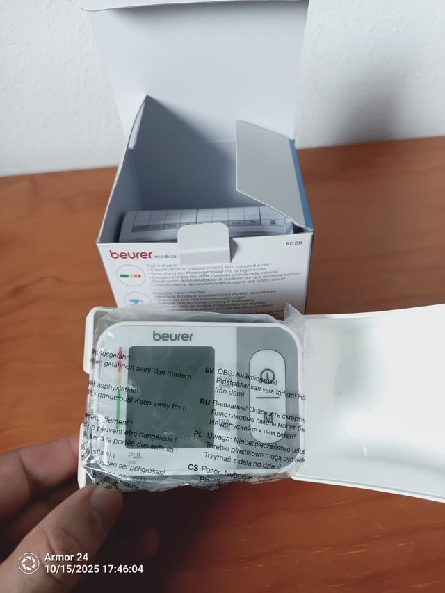 Tensiómetro Beurer BC 28 Muñeca