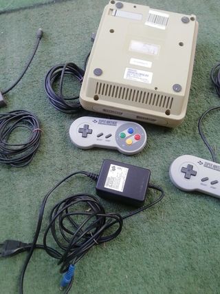 Consola Super Nintendo SNES Beige + Accesorios