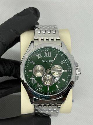 Reloj Skyline Verde y Plateado