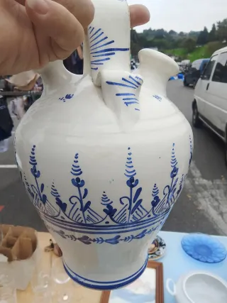 Jarrón Cerámica Azul y Blanco