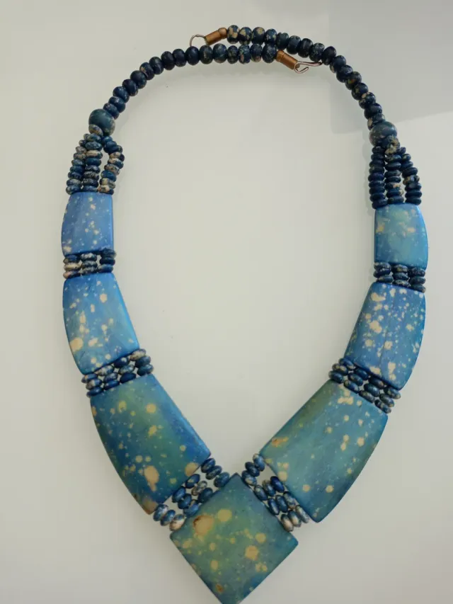 Collar Hueso Camello Azul/Verde