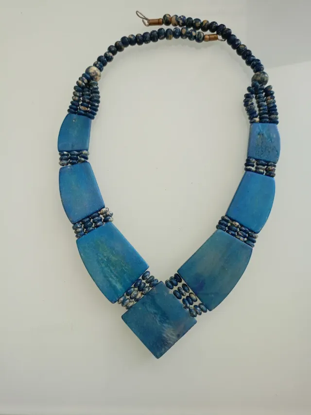 Collar Hueso Camello Azul/Verde