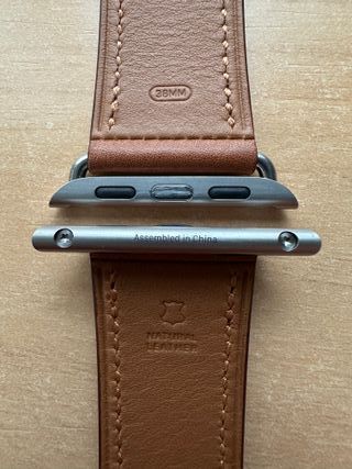 Apple Watch 38mm. Saddle Brown Classic Buckle
