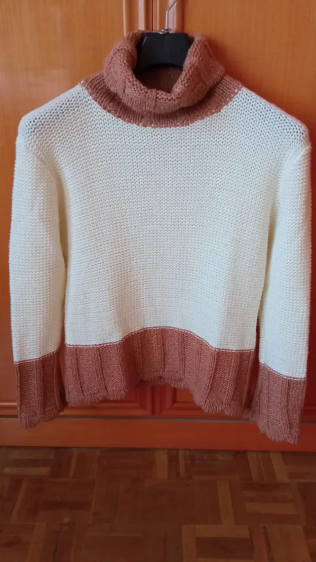 Jersey cuello vuelto talla G blanco y marrón