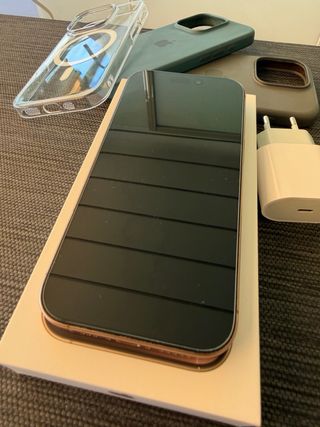 iPhone 16 PRO | 96% | Apple Store 12/10 | Desierto