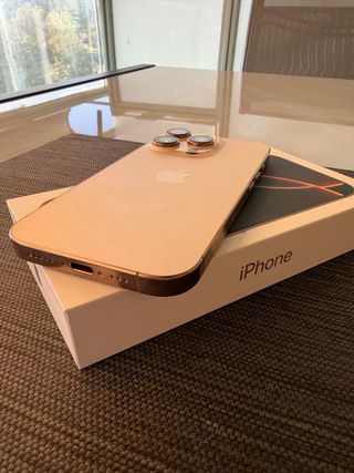 iPhone 16 PRO | 96% | Apple Store 12/10 | Desierto