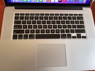 MacBook Pro 15” Mid 2015 Plata