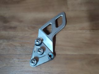 Soporte Estribera Izquierda Suzuki GSX650F 2009