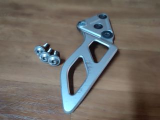 Soporte Estribera Izquierda Suzuki GSX650F 2009