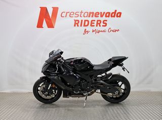 Yamaha YZF R1