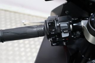 Yamaha YZF R1
