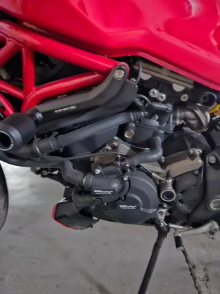 Ducati Monster 1200 Roja